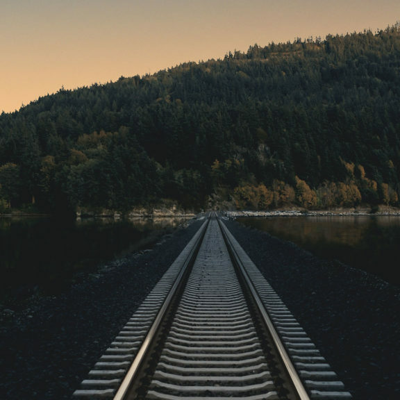 Train-Tracks